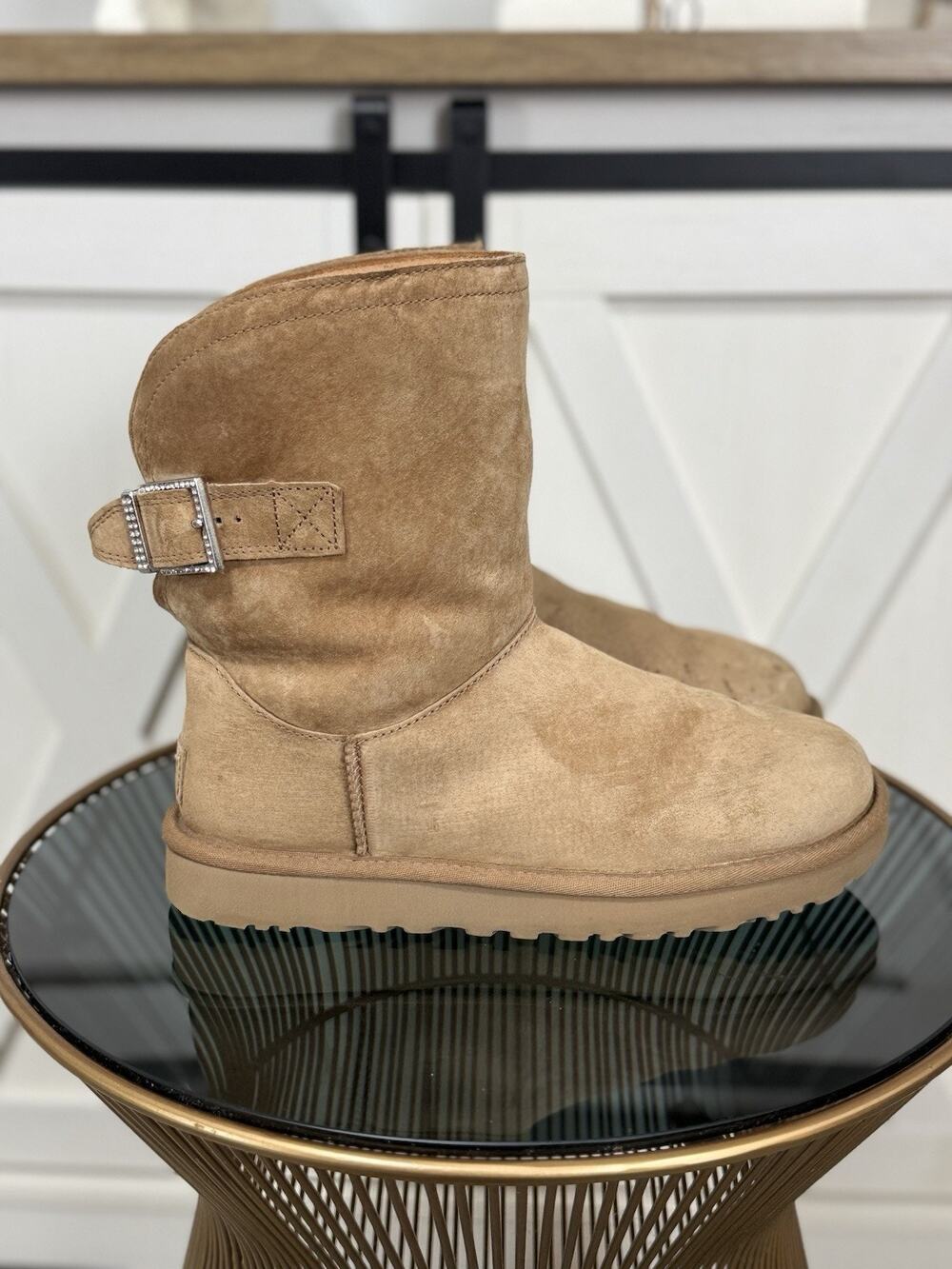 UGG Remora Boots Tan Chestnut Women’s Size 8 Rhinestone Buckle Shearling Winter